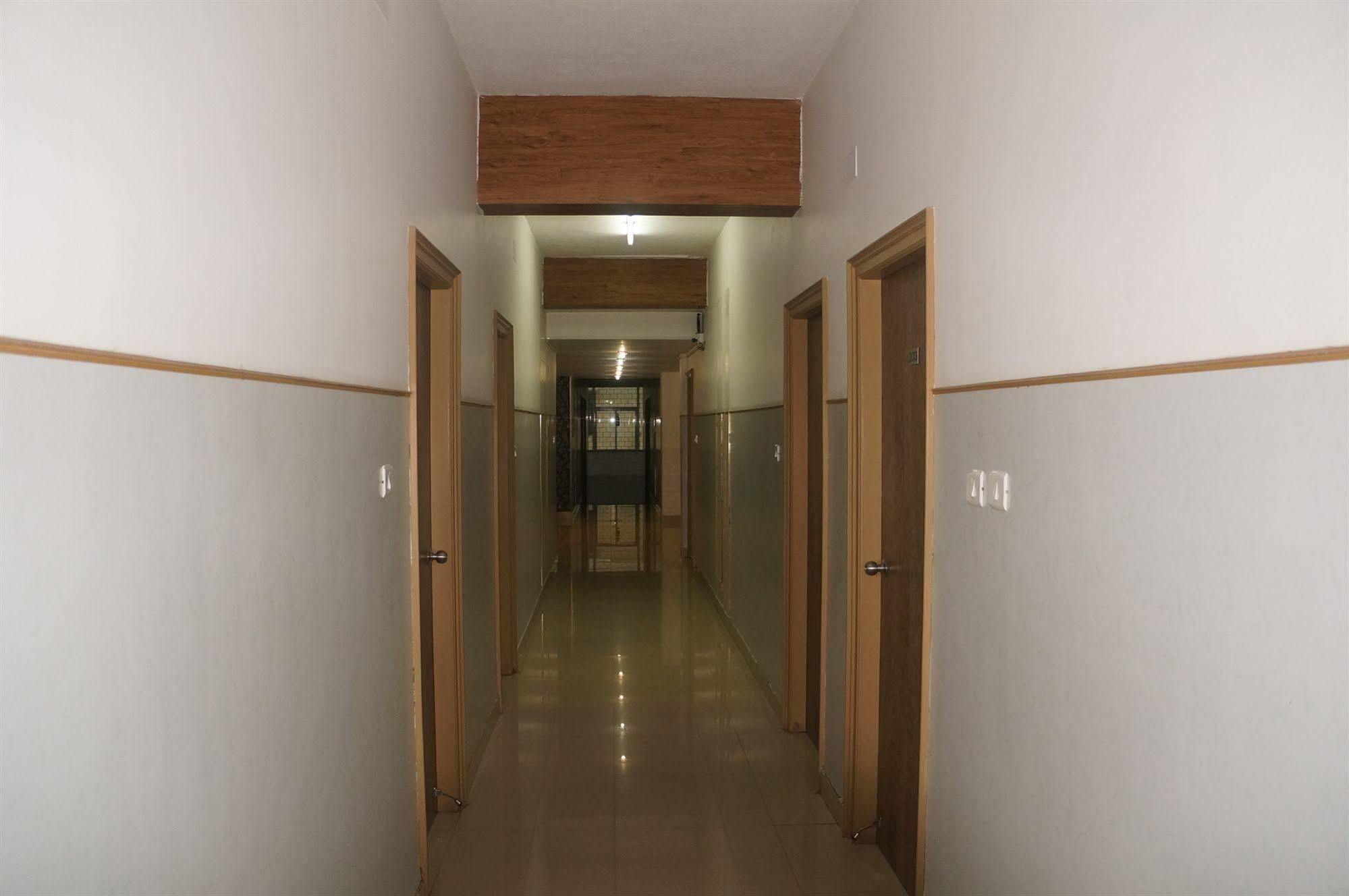 Lotels Hotel Chennai Exterior photo