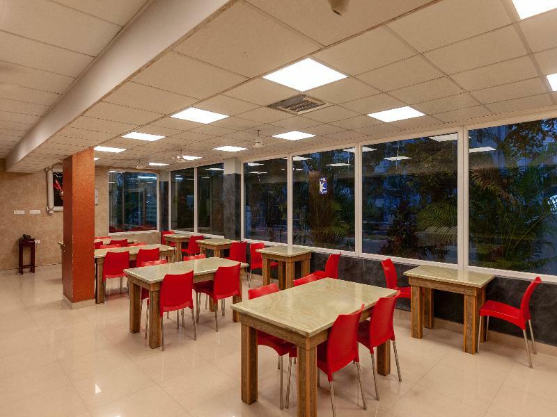 Lotels Hotel Chennai Exterior photo